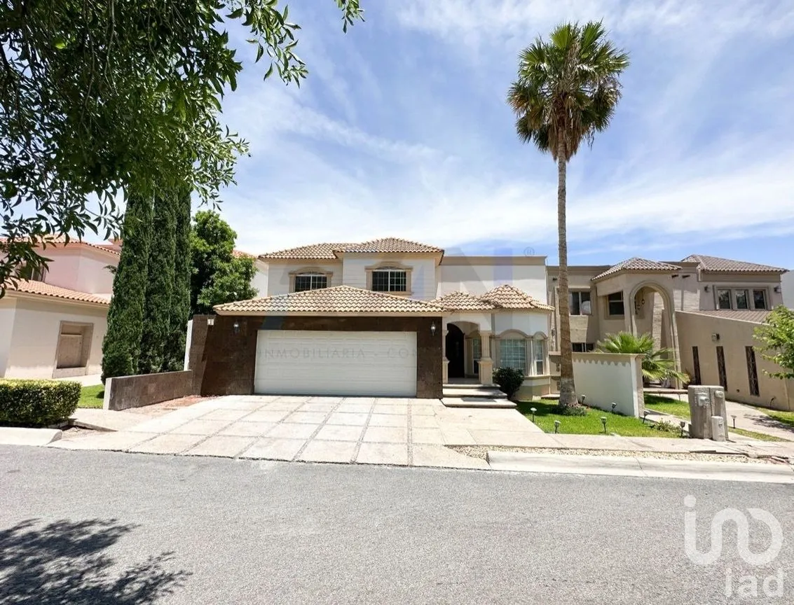Casa en Venta en Lomas del Valle I y II, Chihuahua, Chihuahua | NEX-268089 | iad México | Foto 1 de 27