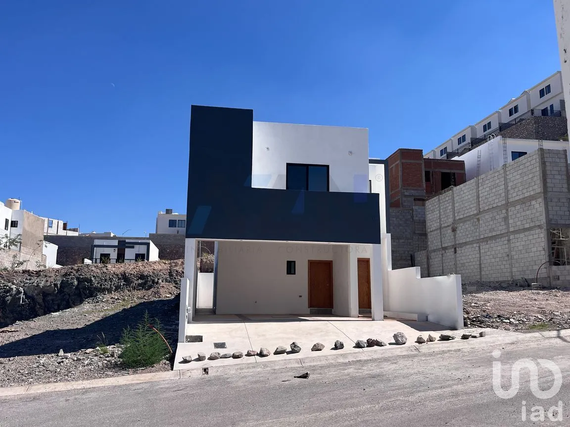 Casa en Venta en Jardines Universidad I, Chihuahua, Chihuahua | NEX-268577 | iad México | Foto 2 de 16