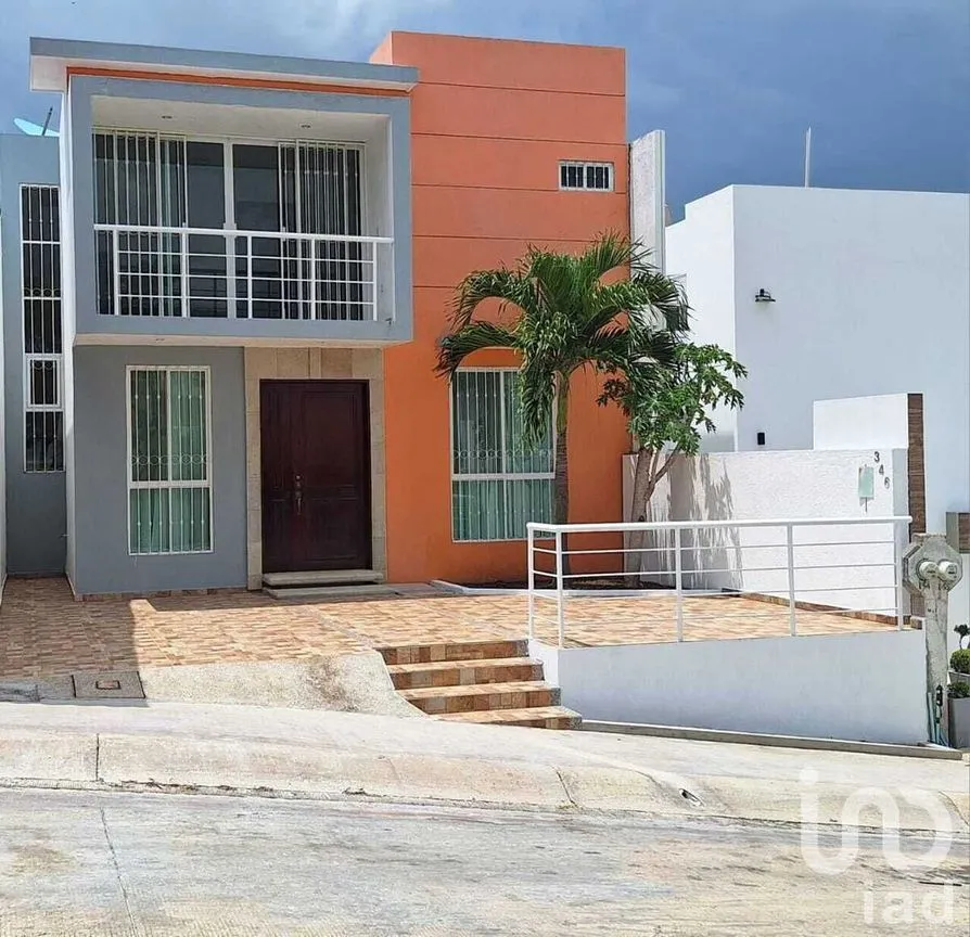 Casa en Venta en Lomas Verdes, Tuxtla Gutiérrez, Chiapas | NEX-228161 | iad México | Foto 1 de 24