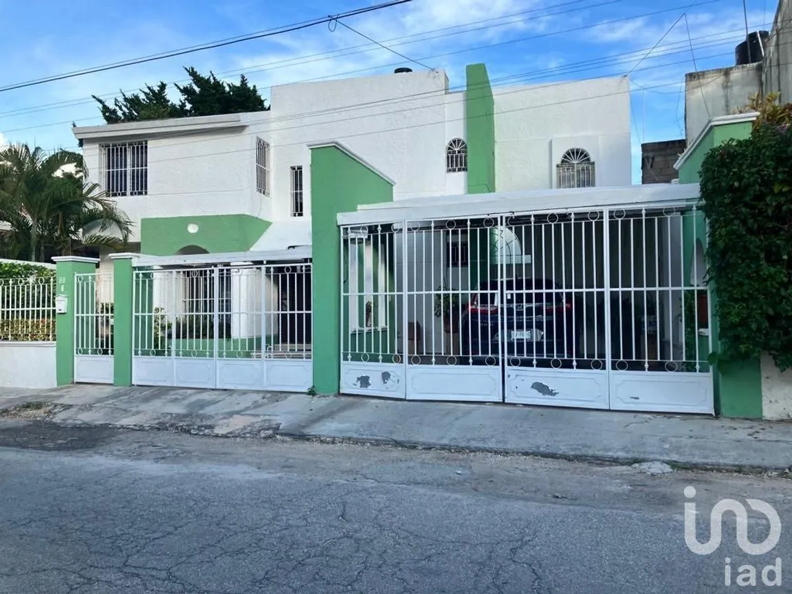 Casa en Venta en Itzimna, Mérida, Yucatán | NEX-228985 | iad México | Foto 1 de 11