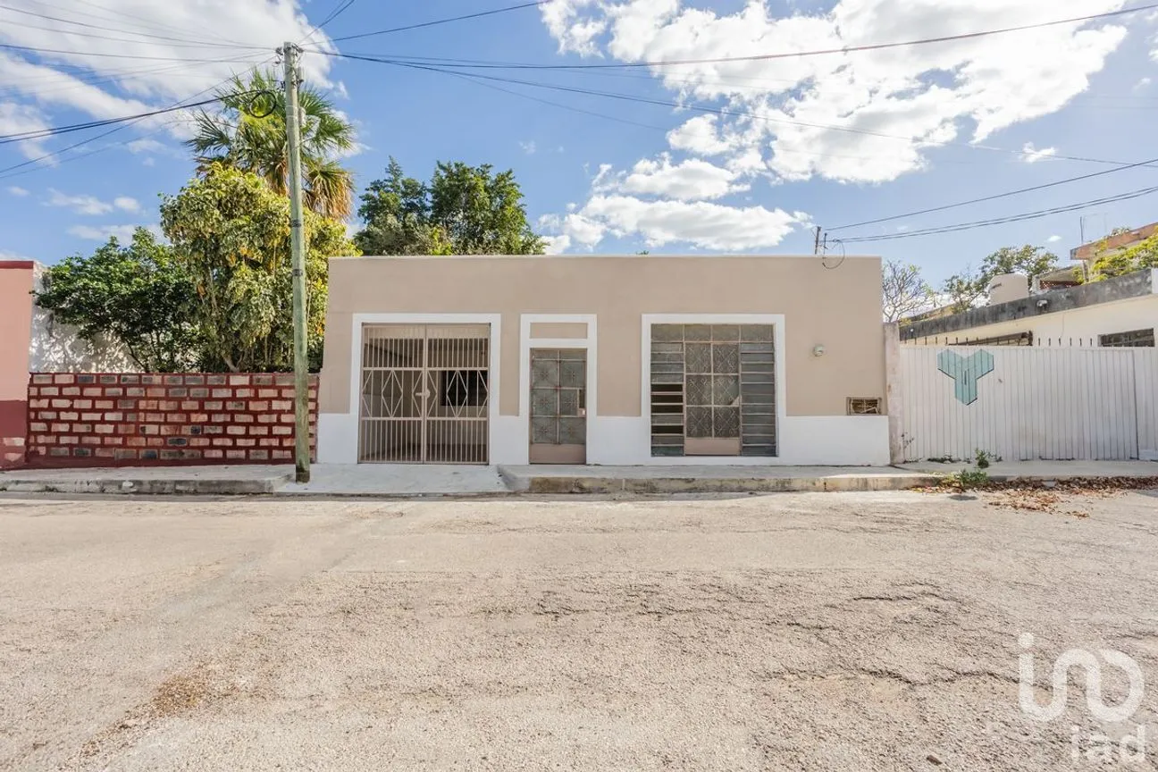 Casa en Venta en Mérida Centro, Mérida, Yucatán | NEX-229553 | iad México | Foto 1 de 8