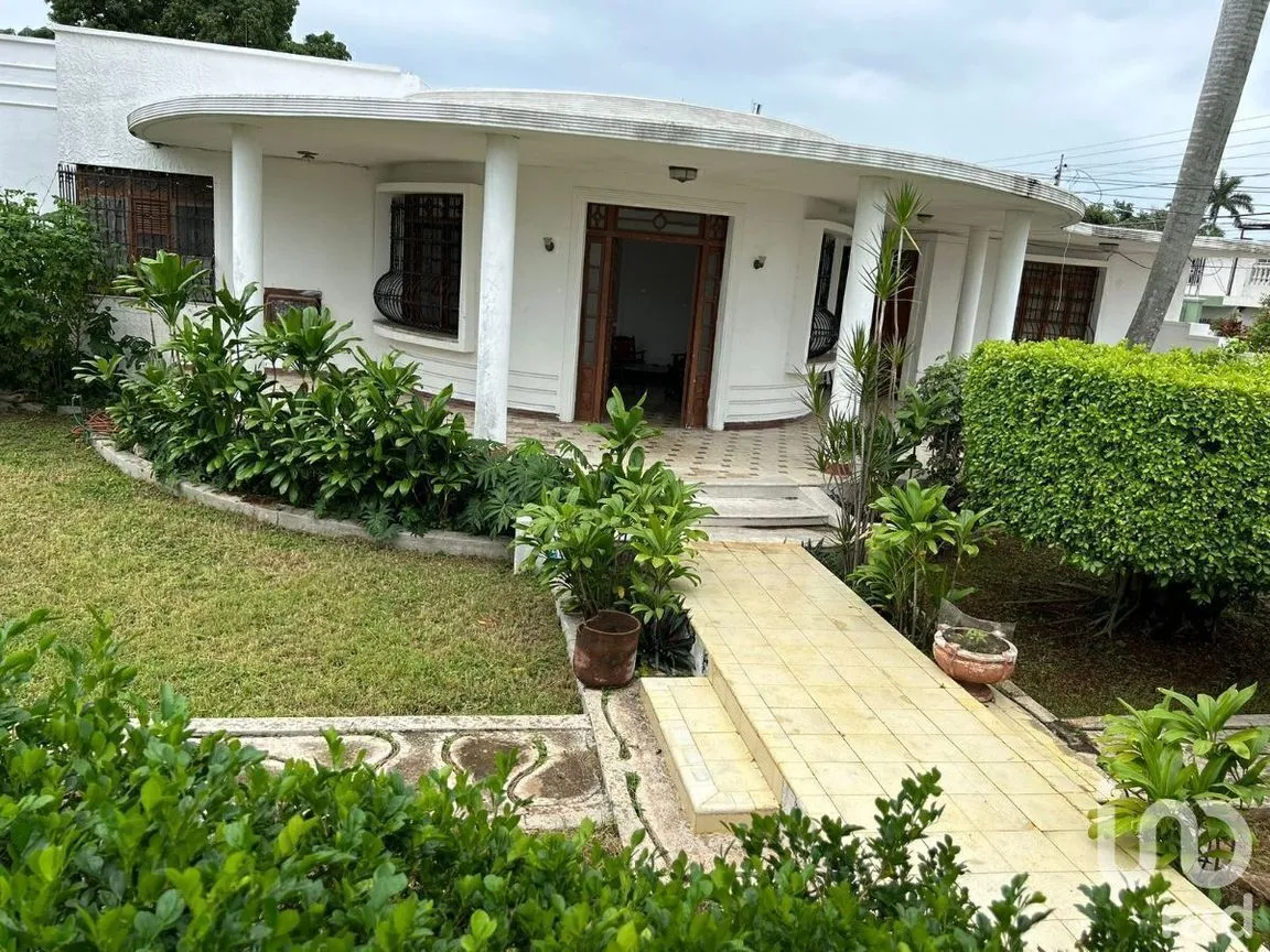 Casa en Venta en Mérida Centro, Mérida, Yucatán | NEX-229957 | iad México | Foto 3 de 26