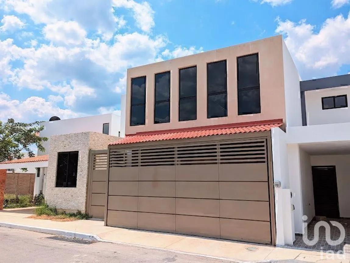 Casa en Venta en Conkal, Conkal, Yucatán | NEX-228786 | iad México | Foto 1 de 27