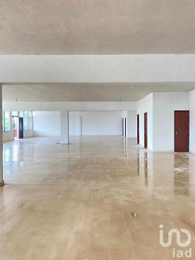 Local en Renta en Yucalpeten, Mérida, Yucatán | NEX-228798 | iad México | Foto 11 de 17