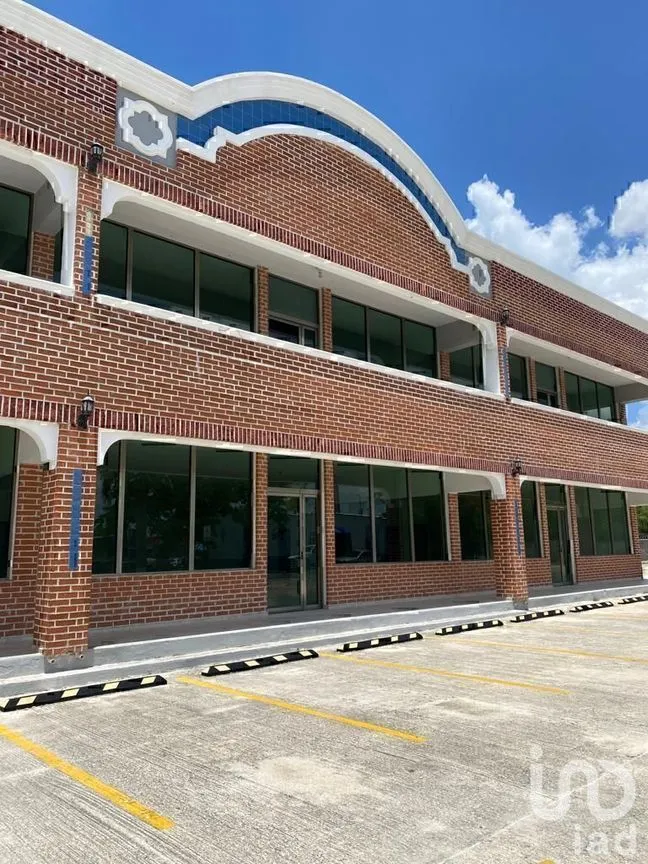 Local en Renta en Yucalpeten, Mérida, Yucatán | NEX-228798 | iad México | Foto 1 de 17
