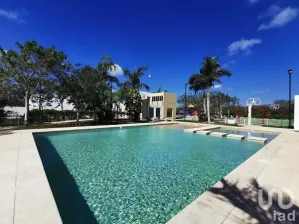 NEX-115877 - Casa en Venta, con 2 recamaras, con 2 baños, con 89 m2 de construcción en Conkal, CP 97345, Yucatán.