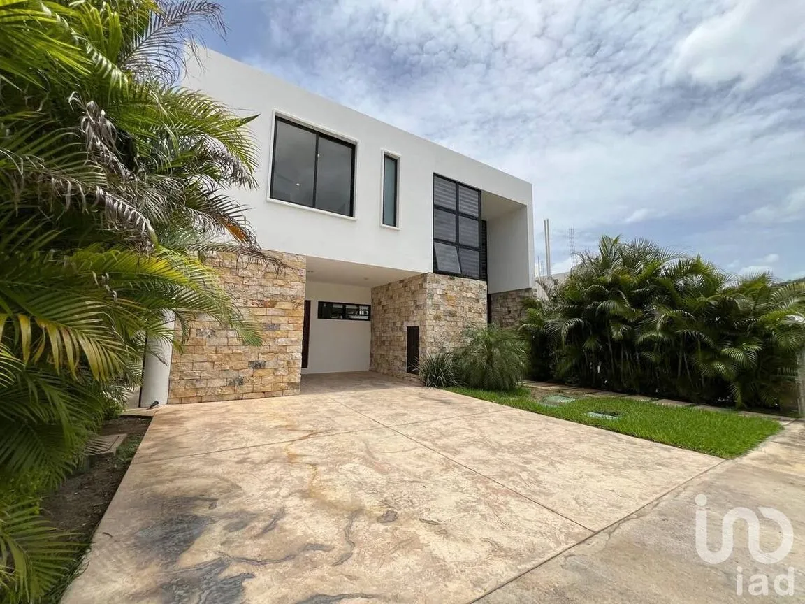 Casa en Venta en Cholul, Mérida, Yucatán | NEX-229822 | iad México | Foto 1 de 50