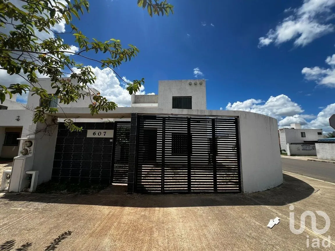 Casa en Renta en Los Héroes, Mérida, Yucatán | NEX-232186 | iad México | Foto 1 de 20
