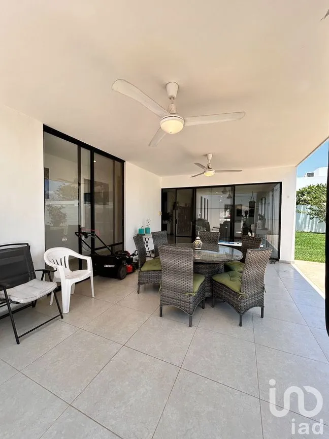 Casa en Venta en Conkal, Conkal, Yucatán | NEX-232220 | iad México | Foto 15 de 36