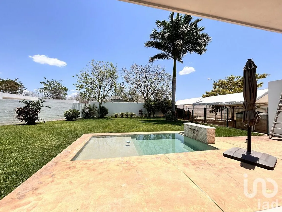 Casa en Venta en Conkal, Conkal, Yucatán | NEX-232220 | iad México | Foto 1 de 36