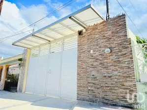 NEX-276370 - Casa en Venta, con 4 recamaras, con 4 baños, con 303 m2 de construcción en Itzimna, CP 97100, Yucatán.