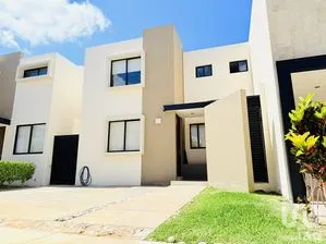 NEX-284869 - Casa en Venta, con 2 recamaras, con 2 baños, con 107.1 m2 de construcción.