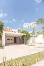 NEX-291645 - Casa en Venta, con 4 recamaras, con 4 baños, con 212.28 m2 de construcción en Dzityá, CP 97302, Yucatán.