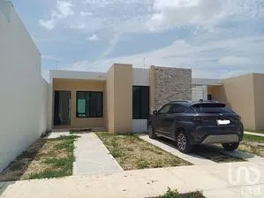 NEX-301111 - Casa en Renta, con 3 recamaras, con 2 baños.