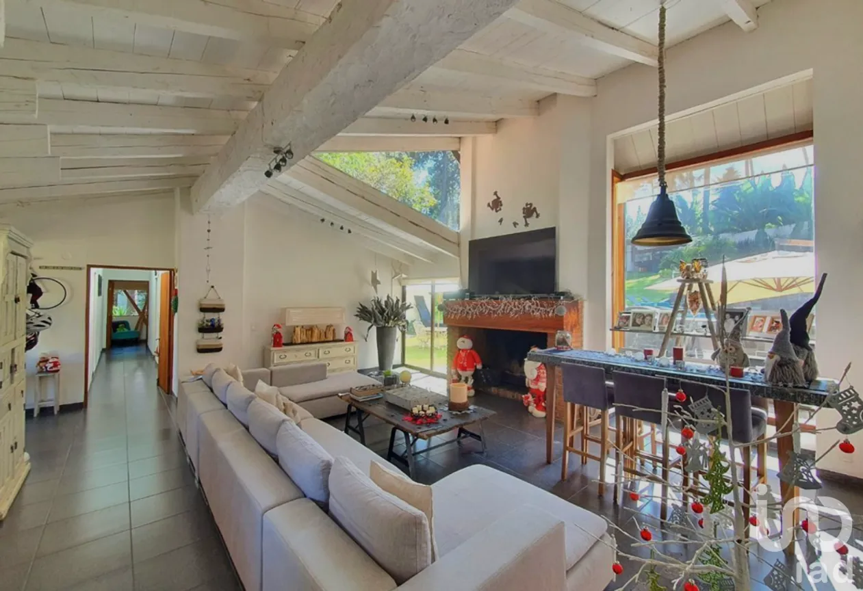 Casa en Venta en Avándaro, Valle de Bravo, Estado De México | NEX-227036 | iad México | Foto 18 de 43