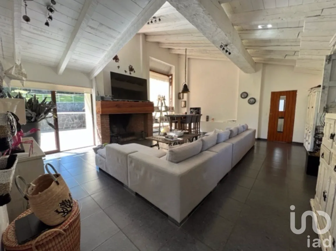Casa en Venta en Avándaro, Valle de Bravo, Estado De México | NEX-227036 | iad México | Foto 19 de 43