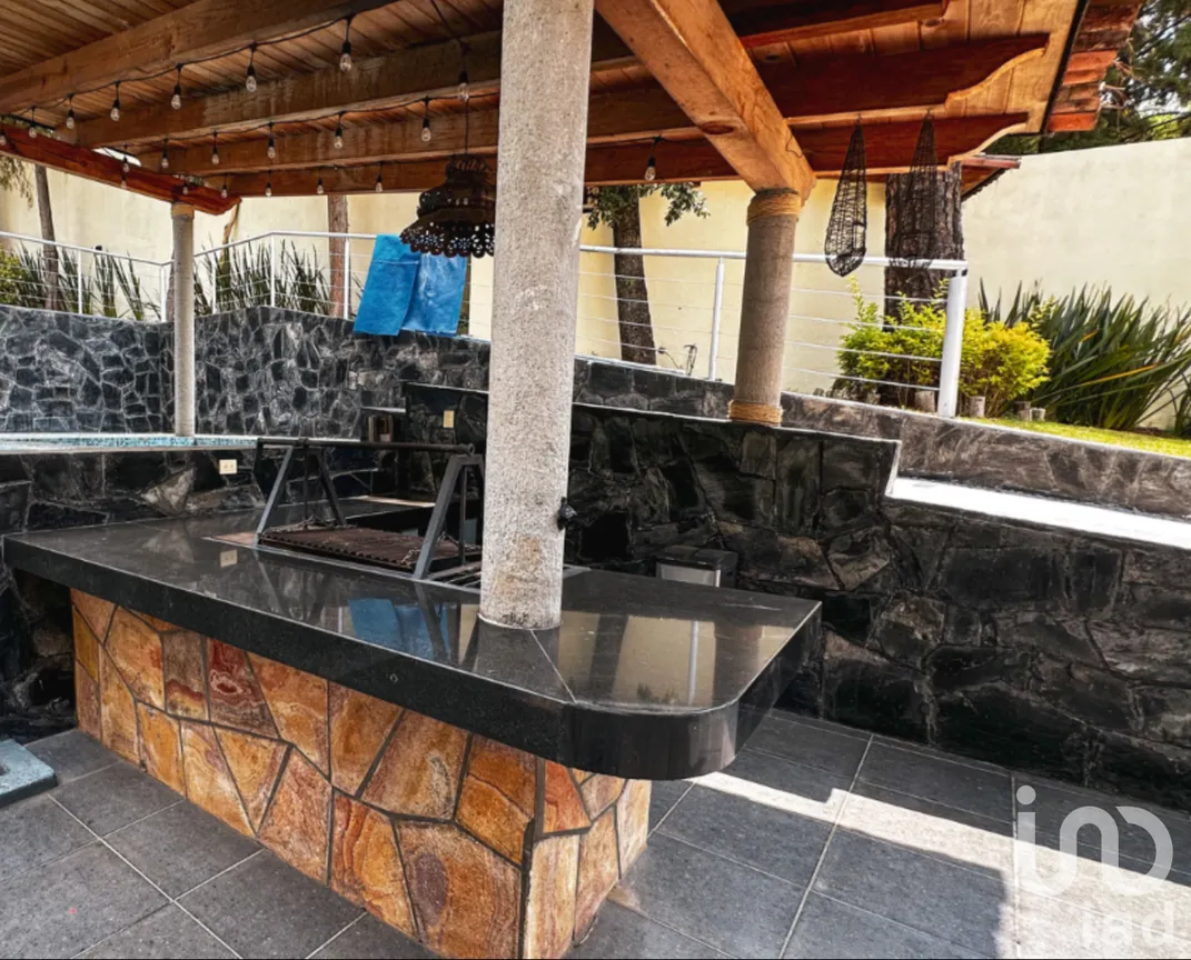 Casa en Venta en Avándaro, Valle de Bravo, Estado De México | NEX-227036 | iad México | Foto 7 de 43