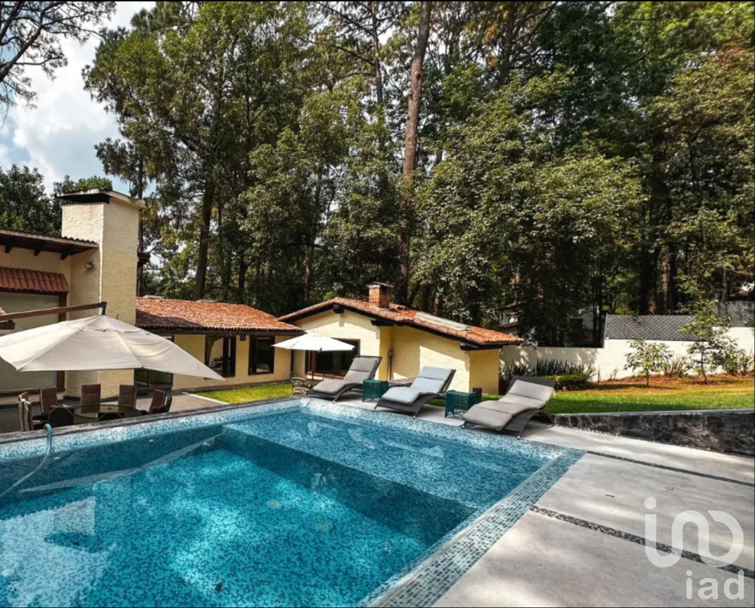 Casa en Venta en Avándaro, Valle de Bravo, Estado De México | NEX-227036 | iad México | Foto 8 de 43