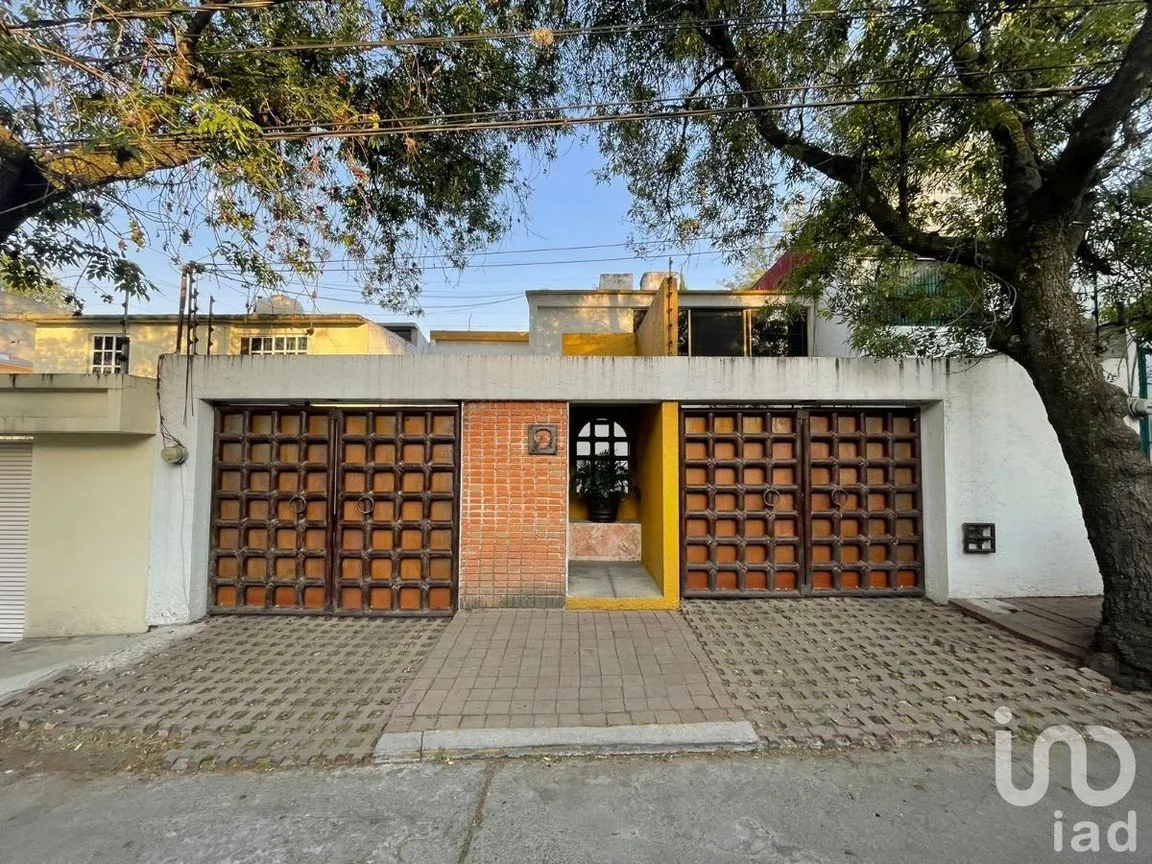 Casa en Venta en Jardines de San Mateo, Naucalpan de Juárez, Estado De México | NEX-230087 | iad México | Foto 1 de 18