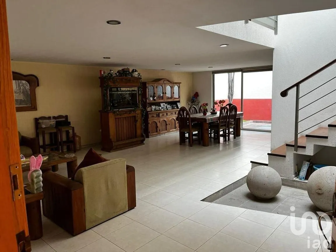 Casa en Venta en Jardines Bellavista, Tlalnepantla de Baz, Estado De México | NEX-230088 | iad México | Foto 2 de 19