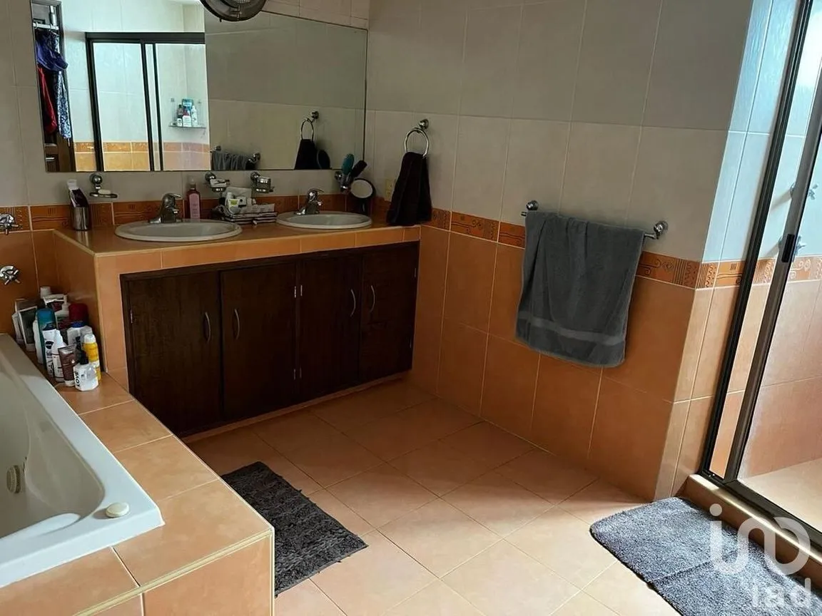 Casa en Venta en Jardines Bellavista, Tlalnepantla de Baz, Estado De México | NEX-230088 | iad México | Foto 17 de 19