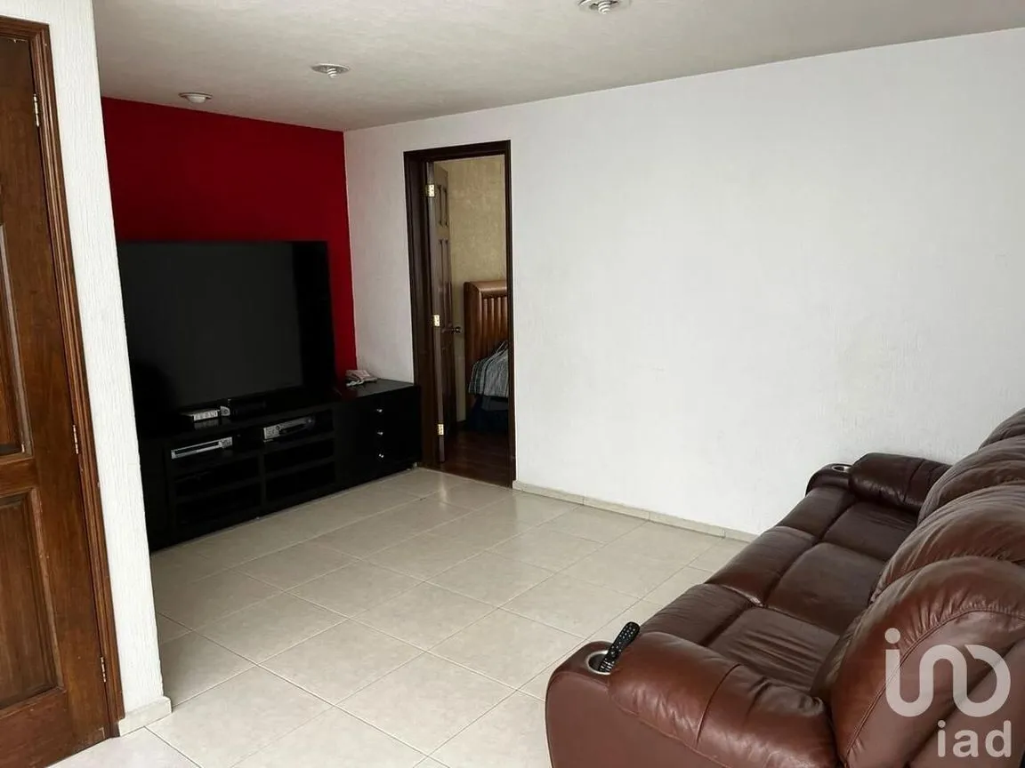 Casa en Venta en Jardines Bellavista, Tlalnepantla de Baz, Estado De México | NEX-230088 | iad México | Foto 6 de 19