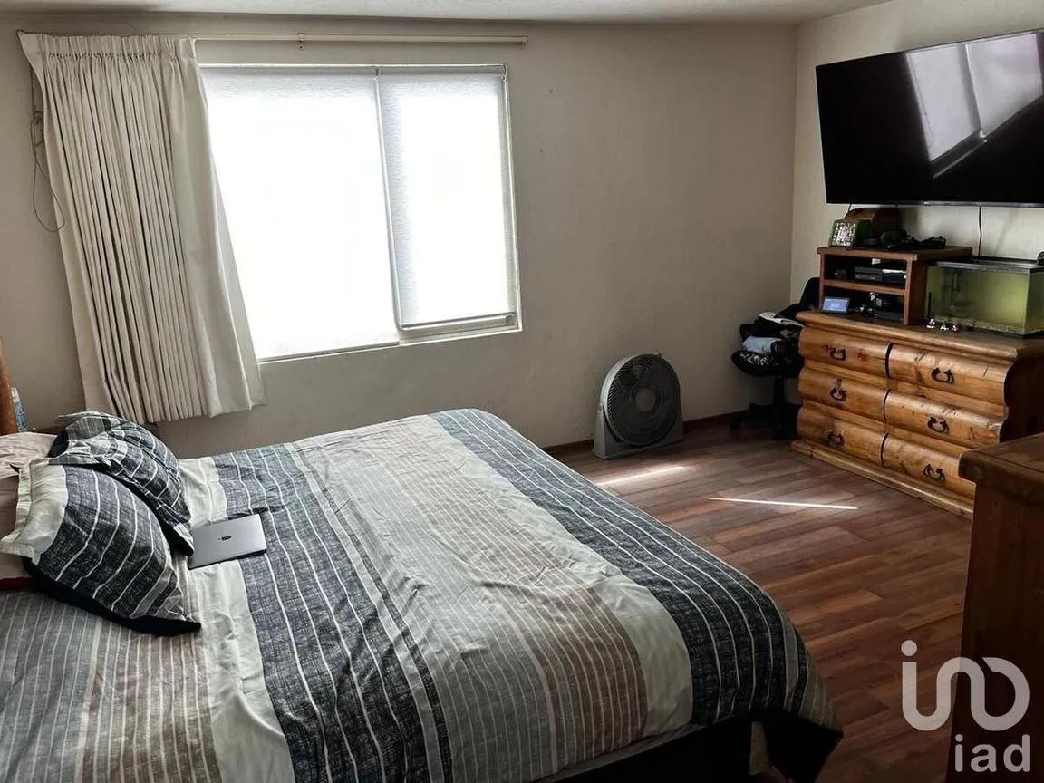 Casa en Venta en Jardines Bellavista, Tlalnepantla de Baz, Estado De México | NEX-230088 | iad México | Foto 8 de 19