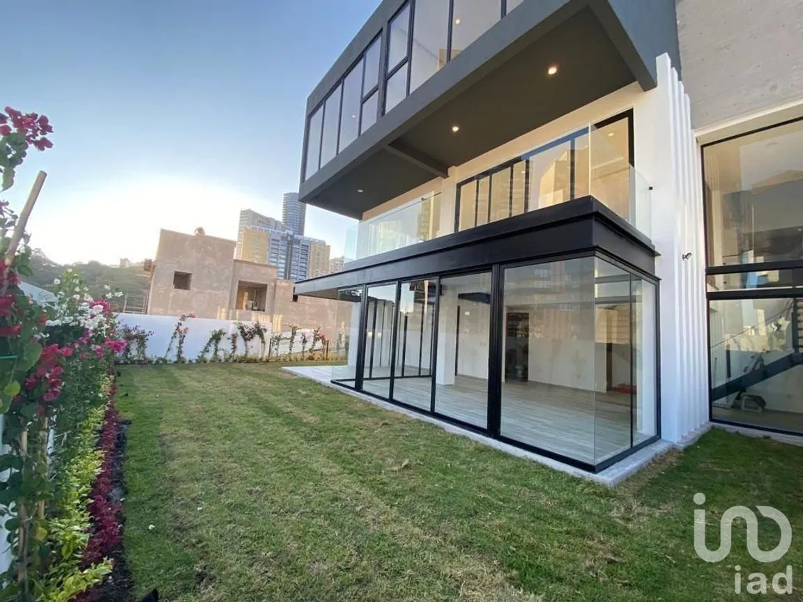 Casa en Venta en Bosque Real, Huixquilucan, Estado De México | NEX-232012 | iad México | Foto 3 de 37