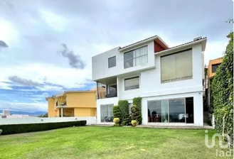 NEX-232015 - Casa en Venta, con 3 recamaras, con 4 baños, con 800 m2 de construcción en Pedregal de Echegaray, CP 53283, Estado De México.