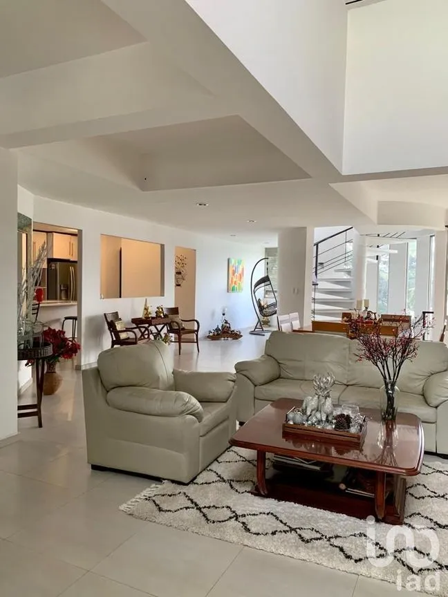 Casa en Venta en Bosque Esmeralda, Atizapán de Zaragoza, Estado De México | NEX-232020 | iad México | Foto 3 de 27