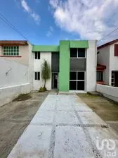 NEX-276924 - Casa en Venta, con 3 recamaras, con 1 baño, con 150 m2 de construcción en Valle Dorado, CP 54020, Estado de México.