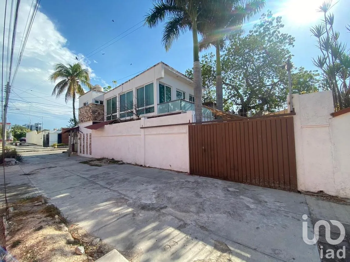 Casa en Venta en Paseos de Pensiones, Mérida, Yucatán | NEX-277113 | iad México | Foto 2 de 16