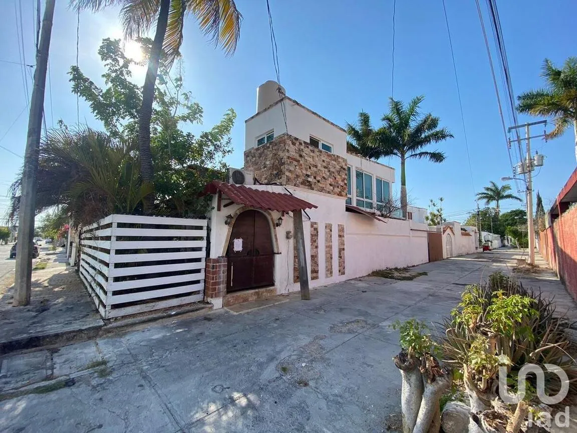 Casa en Venta en Paseos de Pensiones, Mérida, Yucatán | NEX-277113 | iad México | Foto 1 de 16