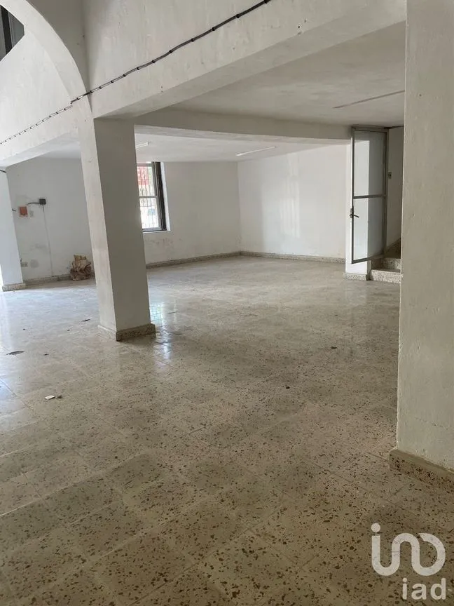 Local en Renta en Mérida Centro, Mérida, Yucatán | NEX-229608 | iad México | Foto 1 de 18