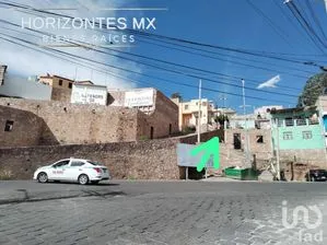NEX-226406 - Casa en Venta, con 5 recamaras, con 2 baños, con 131 m2 de construcción.