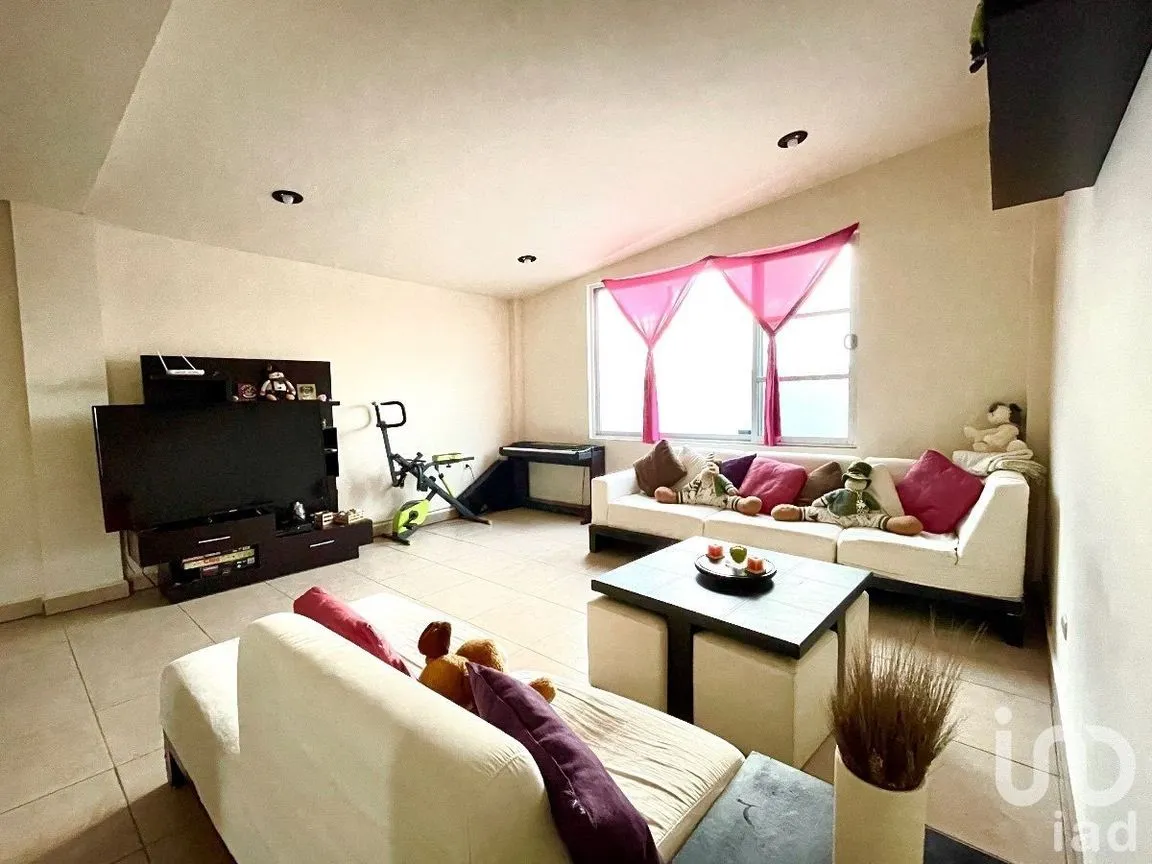 Casa en Venta en Burócrata, Guanajuato, Guanajuato | NEX-228140 | iad México | Foto 9 de 48