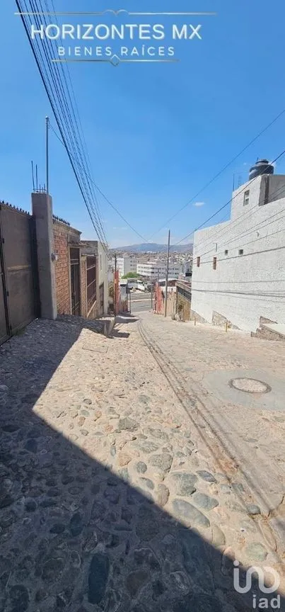 Casa en Venta en Burócrata, Guanajuato, Guanajuato | NEX-228143 | iad México | Foto 2 de 47