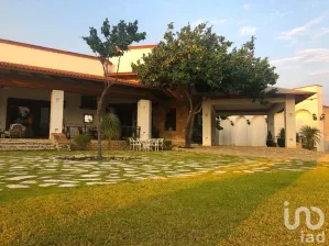 NEX-114717 - Casa en Venta, con 5 recamaras, con 4 baños, con 1000 m2 de construcción en San Cristóbal, CP 29038, Chiapas.