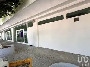 NEX-270343 - Local en Renta, con 526.62 m2 de construcción en Xamaipak, CP 29067, Chiapas.