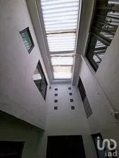 NEX-300505 - Casa en Venta, con 4 recamaras, con 3 baños, con 240 m2 de construcción.