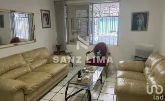 NEX-202455 - Casa en Venta, con 3 recamaras, con 3 baños en Zona de Oro del Bajío, CP 38015, Guanajuato.