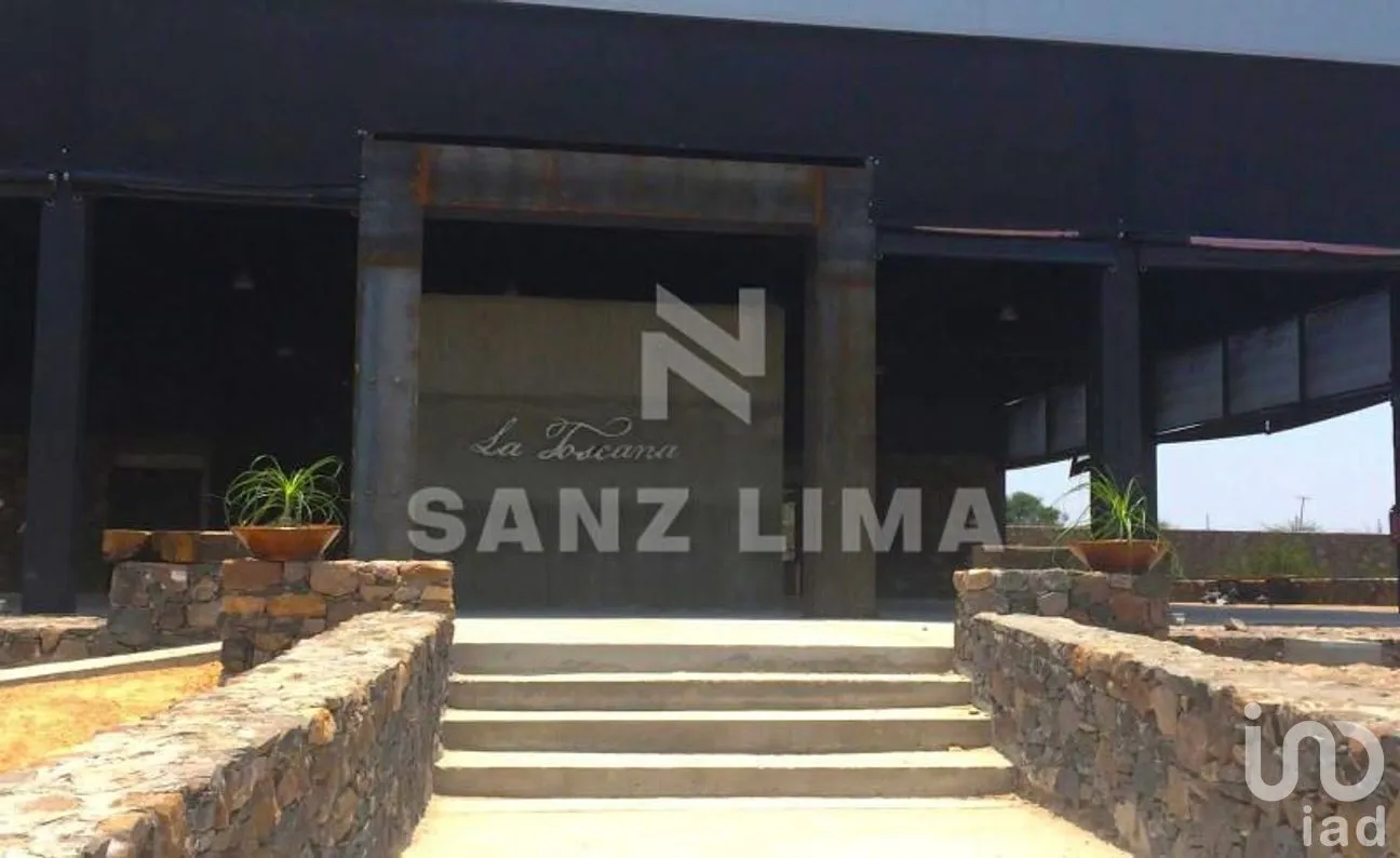 Local en Venta en Santa María del Refugio, Celaya, Guanajuato | NEX-266408 | iad México | Foto 3 de 12