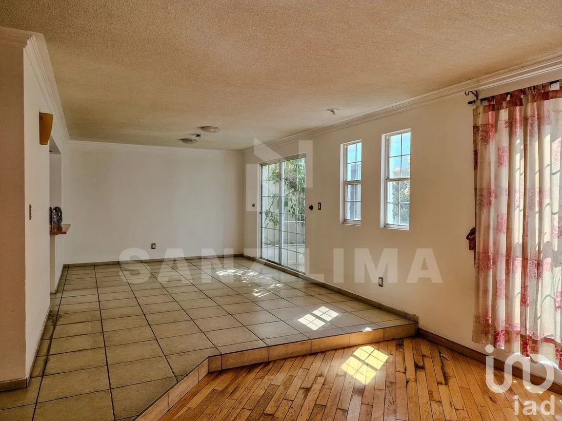 Casa en Venta en La Favorita, Celaya, Guanajuato | NEX-267123 | iad México | Foto 2 de 21