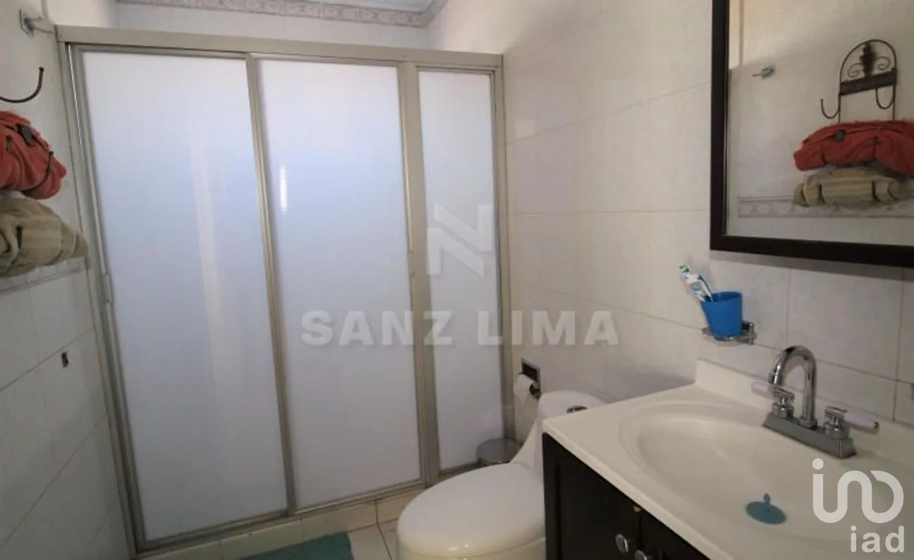 Casa en Venta en Jardines de Celaya 1a Secc, Celaya, Guanajuato | NEX-267413 | iad México | Foto 20 de 25