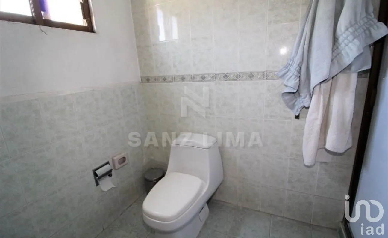 Casa en Venta en Jardines de Celaya 1a Secc, Celaya, Guanajuato | NEX-267413 | iad México | Foto 21 de 25