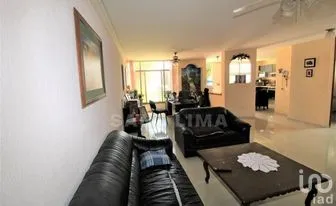 NEX-267413 - Casa en Venta, con 3 recamaras, con 2 baños, con 255 m2 de construcción en Jardines de Celaya 1a Secc, CP 38080, Guanajuato.