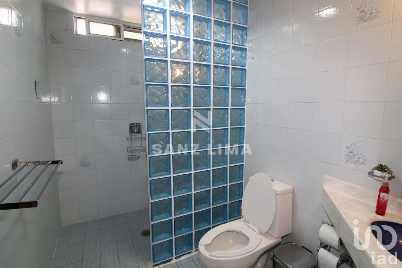 Casa en Venta en Zona de Oro, Celaya, Guanajuato | NEX-271345 | iad México | Foto 18 de 27