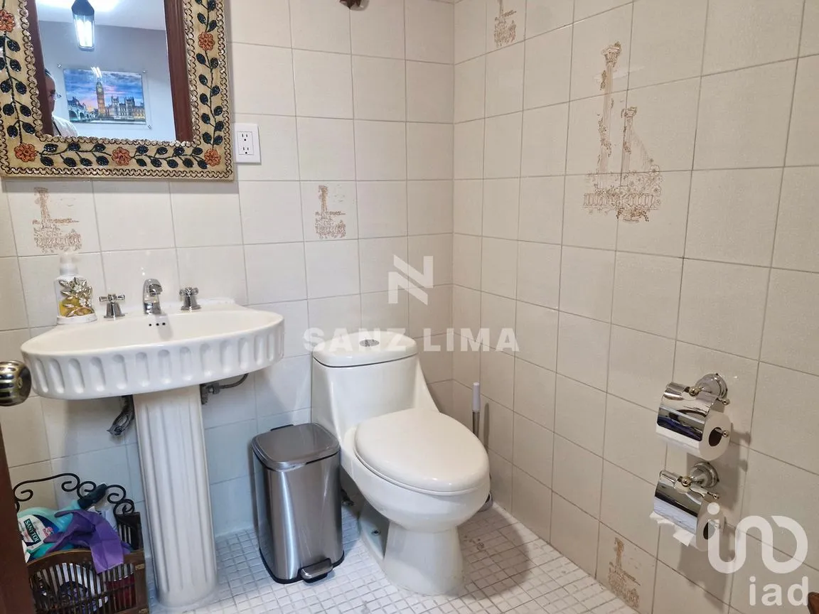Casa en Venta en Zona de Oro, Celaya, Guanajuato | NEX-271345 | iad México | Foto 4 de 27