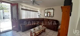NEX-273477 - Casa en Venta, con 4 recamaras, con 2 baños, con 229 m2 de construcción en Del Bosque, CP 38028, Guanajuato.