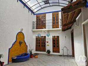 NEX-274649 - Casa en Venta, con 3 recamaras, con 2 baños, con 200 m2 de construcción en Celaya Centro, CP 38000, Guanajuato.